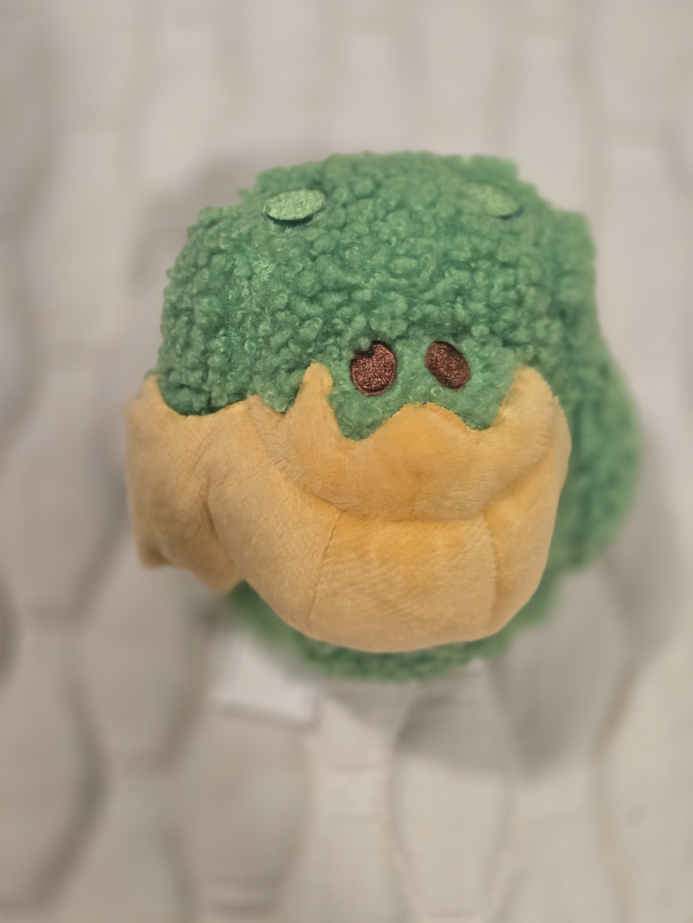 Disney Munchlings Single Serve Series Small Stuffed Plush Green Collectable